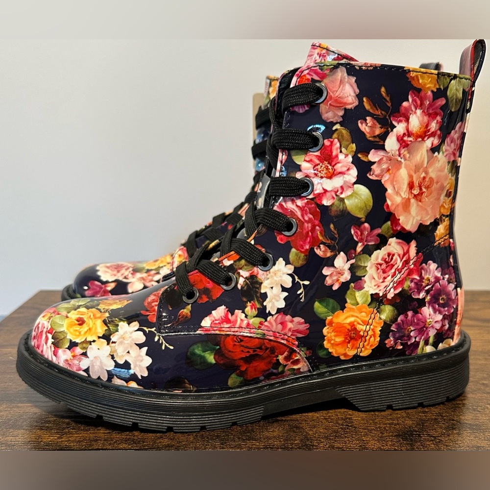 Thereabouts Girls Reese Floral Combat Boots NWT Various Sizes